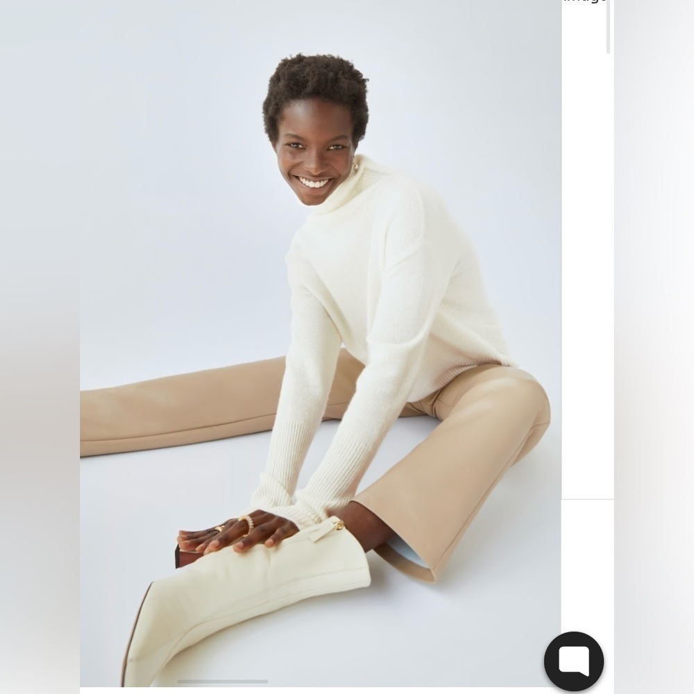 Wilfred
Cyprie Cashmere Sweater light Burch